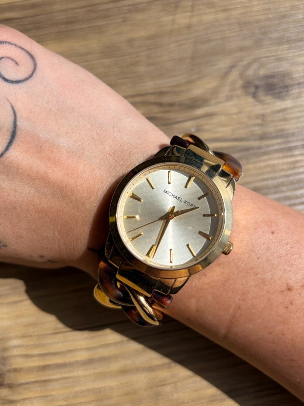 michael kors brown and turtle and gold womens watch, works!